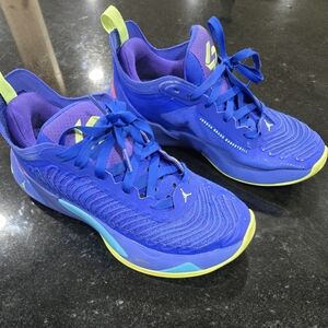 Jordan, Luka Doncic signature 2022